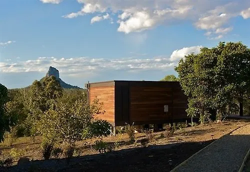Holiday home Glass On Glasshouse Glass House Mountains