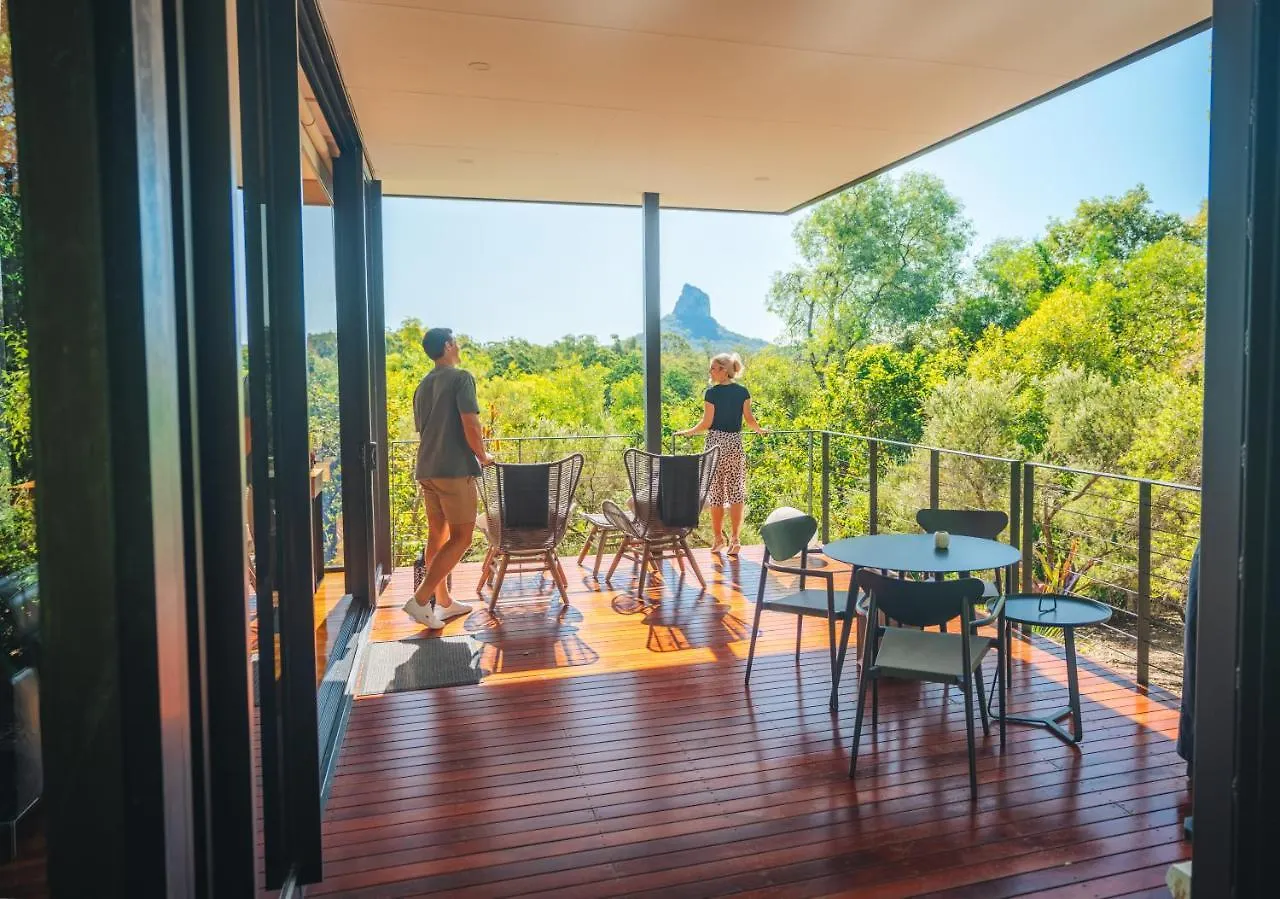 Holiday home Glass On Glasshouse Glass House Mountains Australia