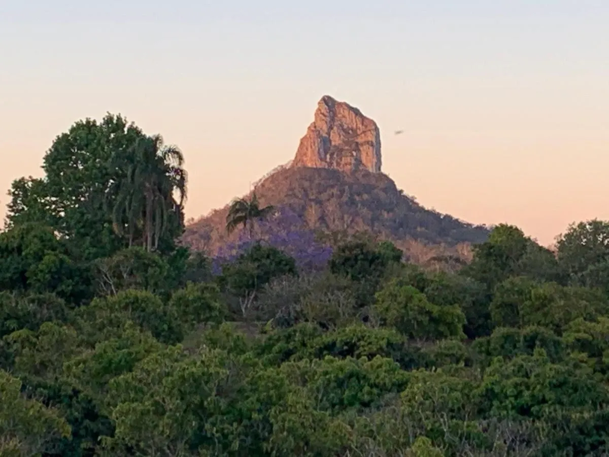 Holiday home Glass On Glasshouse Glass House Mountains
